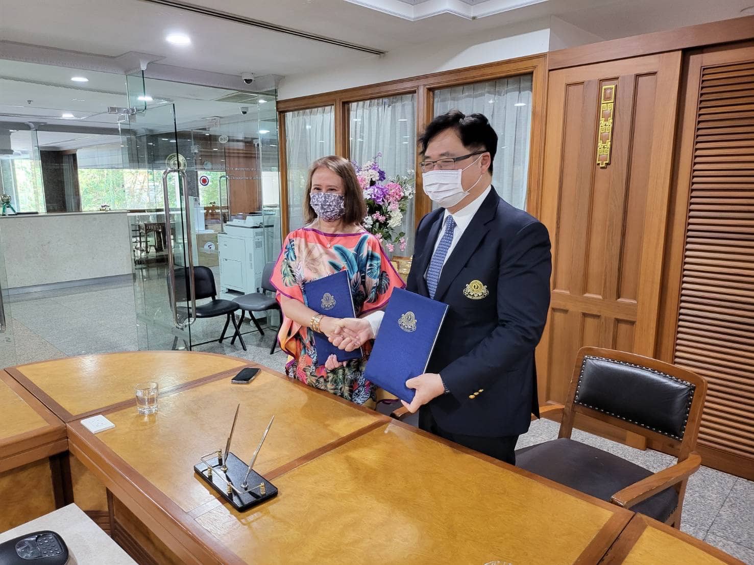 MoU Renewal Signing between AIUB and Siam University