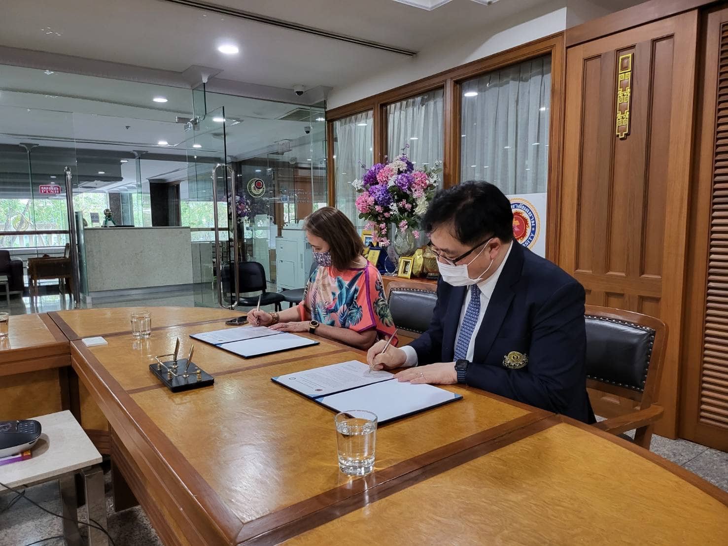 MoU Renewal Signing between AIUB and Siam University